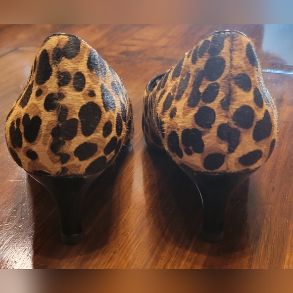 Rockport Animal Print Pointed Toe Leopard Kitten Heels Size 5 - Picture 2 of 7